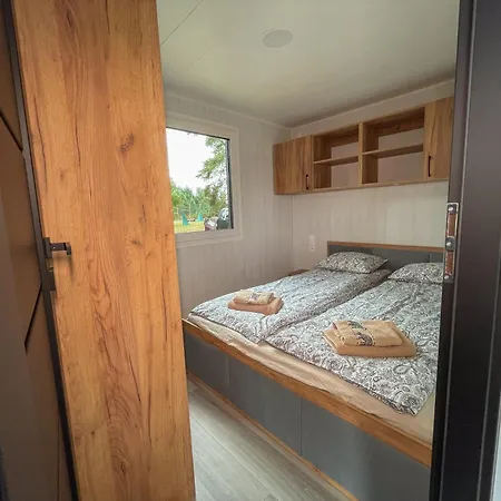 Sportowa Osada * Strumiany (Sieradz)